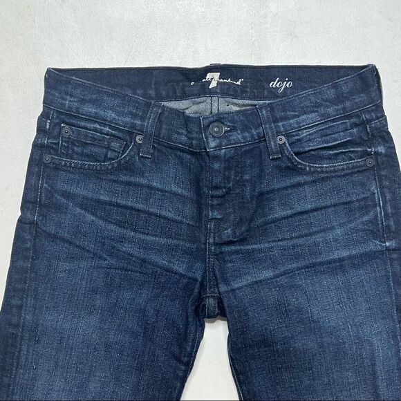 7 for All Mankind | Dojo Denim Capri’s - Picture 2 of 6